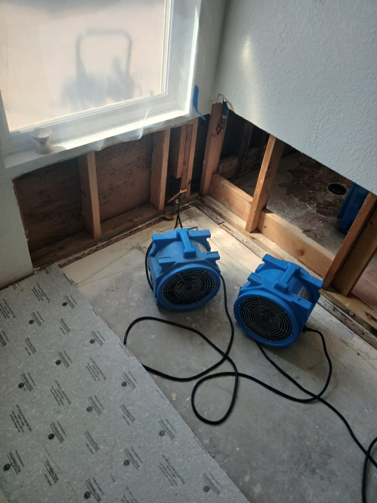 Project Inside a Cat 3 Bathroom Flood Cleanup and Dryout image