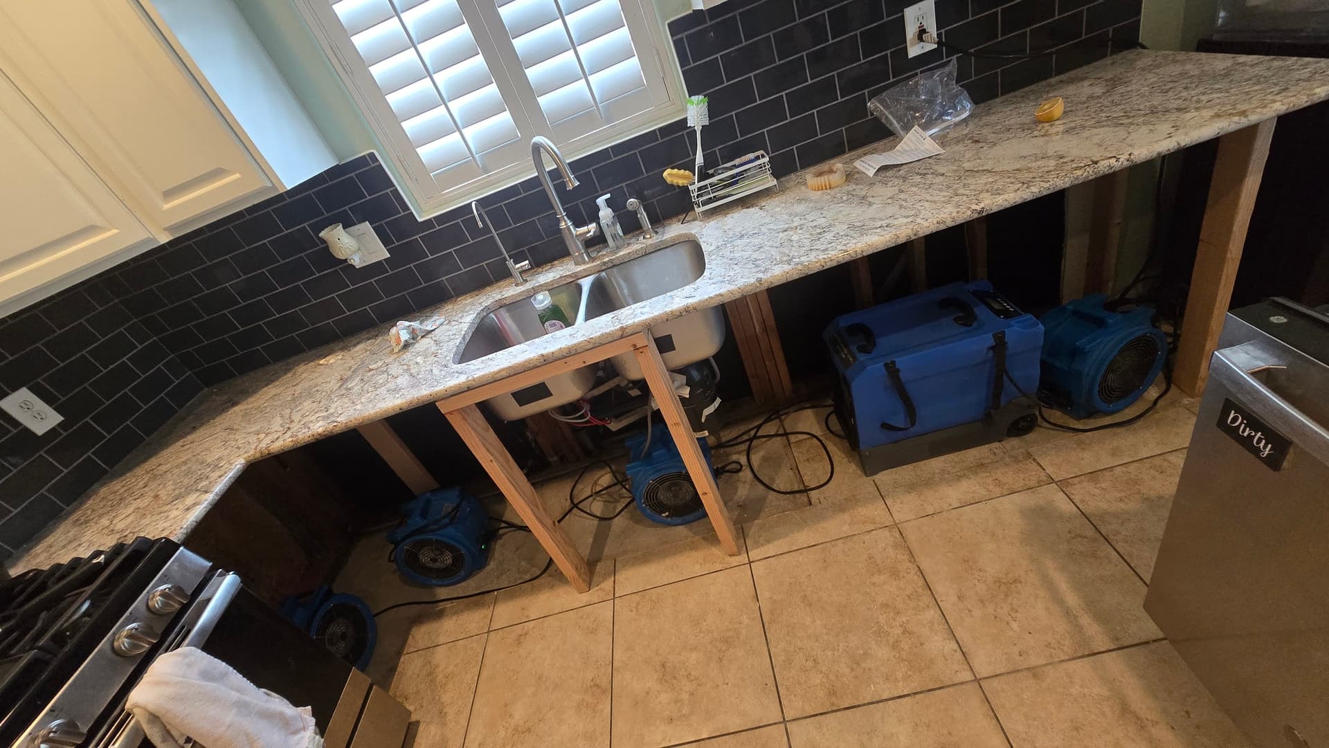 Gallery photos for Kitchen Flood Cleanup and Water Extraction Done Right: Image #3