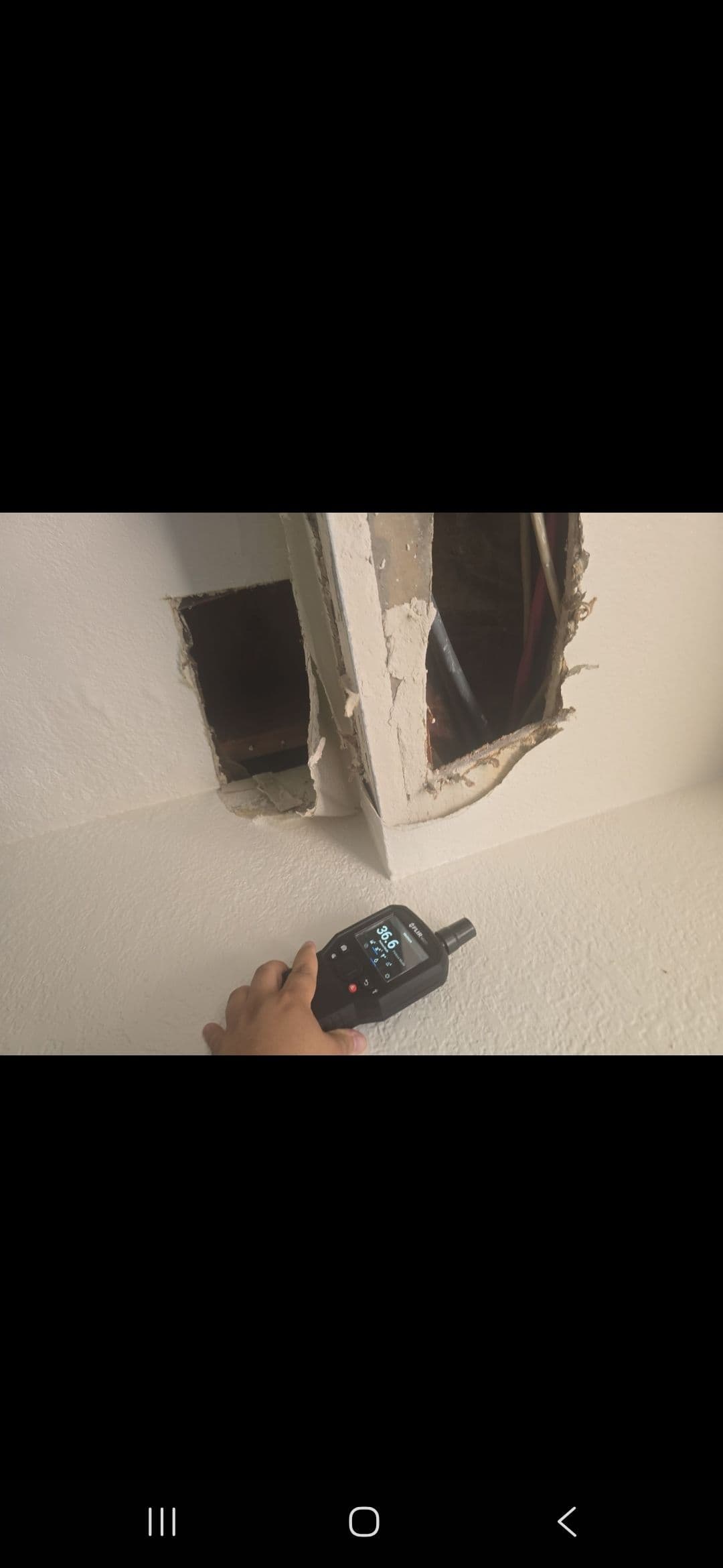 Gallery photos for Burst Pipe Water Damage Cleanup Done Right: Image #1