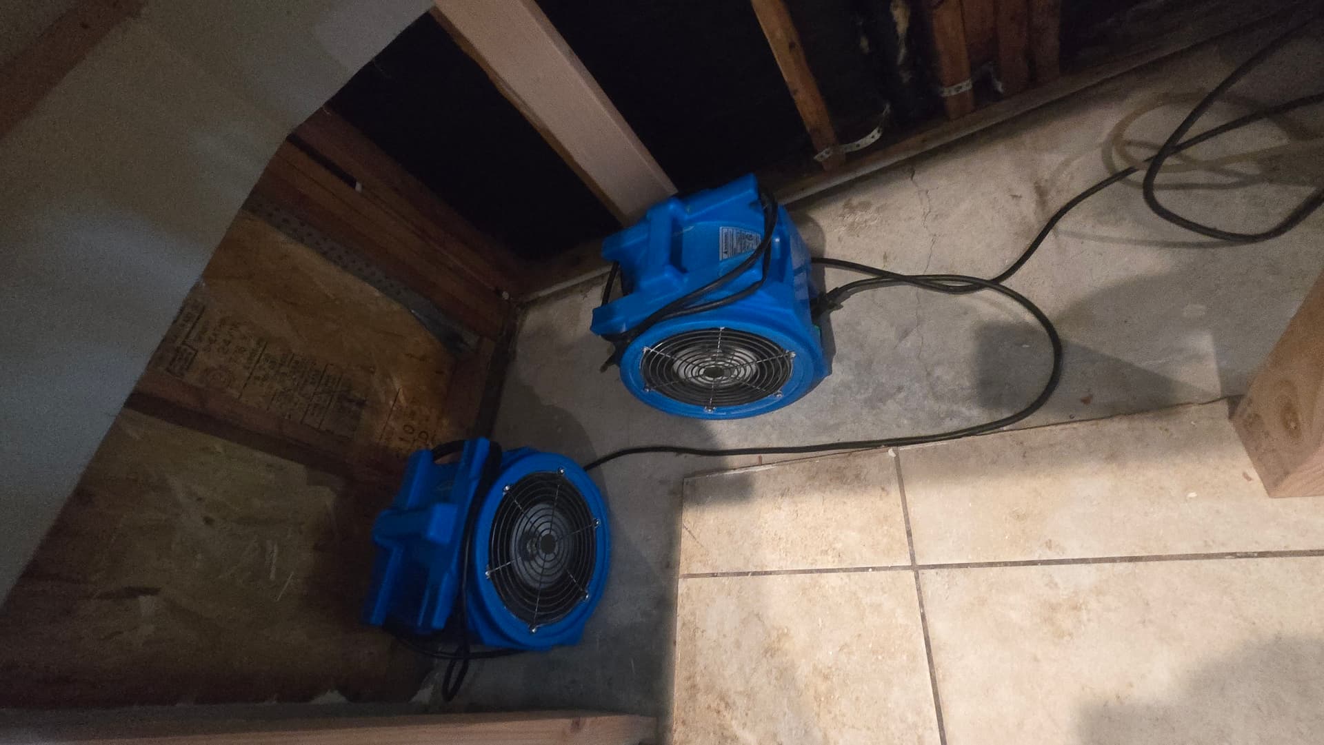 Gallery photos for Kitchen Flood Cleanup and Water Extraction Done Right: Image #4