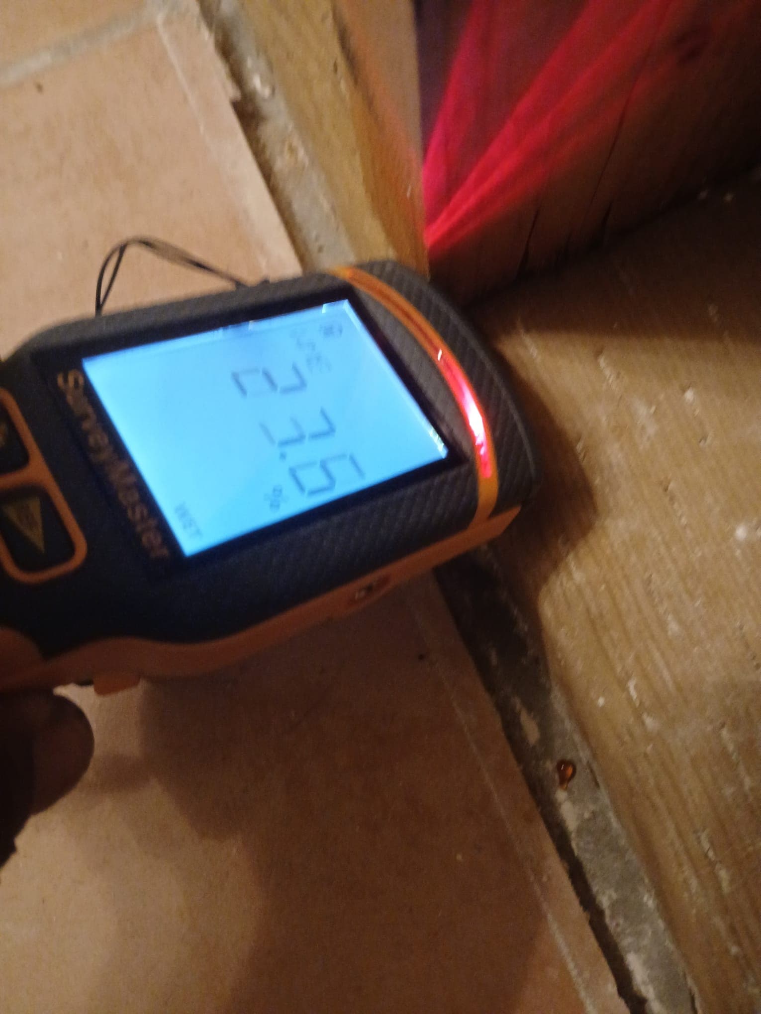 Gallery photos for Inside a Cat 3 Bathroom Flood Cleanup and Dryout: Image #6