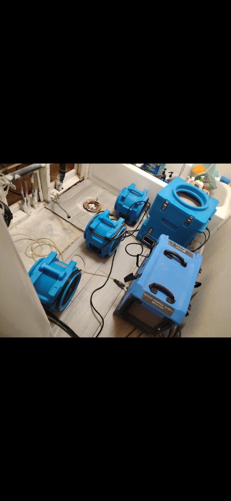 Gallery photos for Bathroom Leak Solution in Action with Safety Measures: Image #2