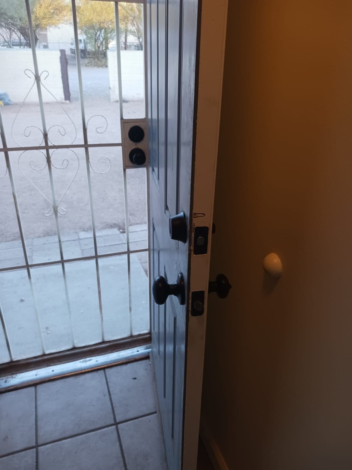 Gallery photos for Swift Door Lock Solutions for Community Safety: Image #2