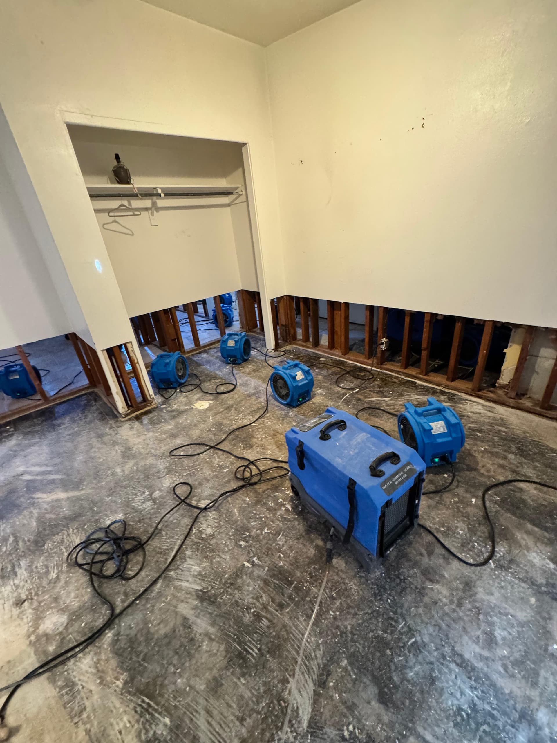 Gallery photos for Water Damage Extraction and Demo Done Right: Image #6