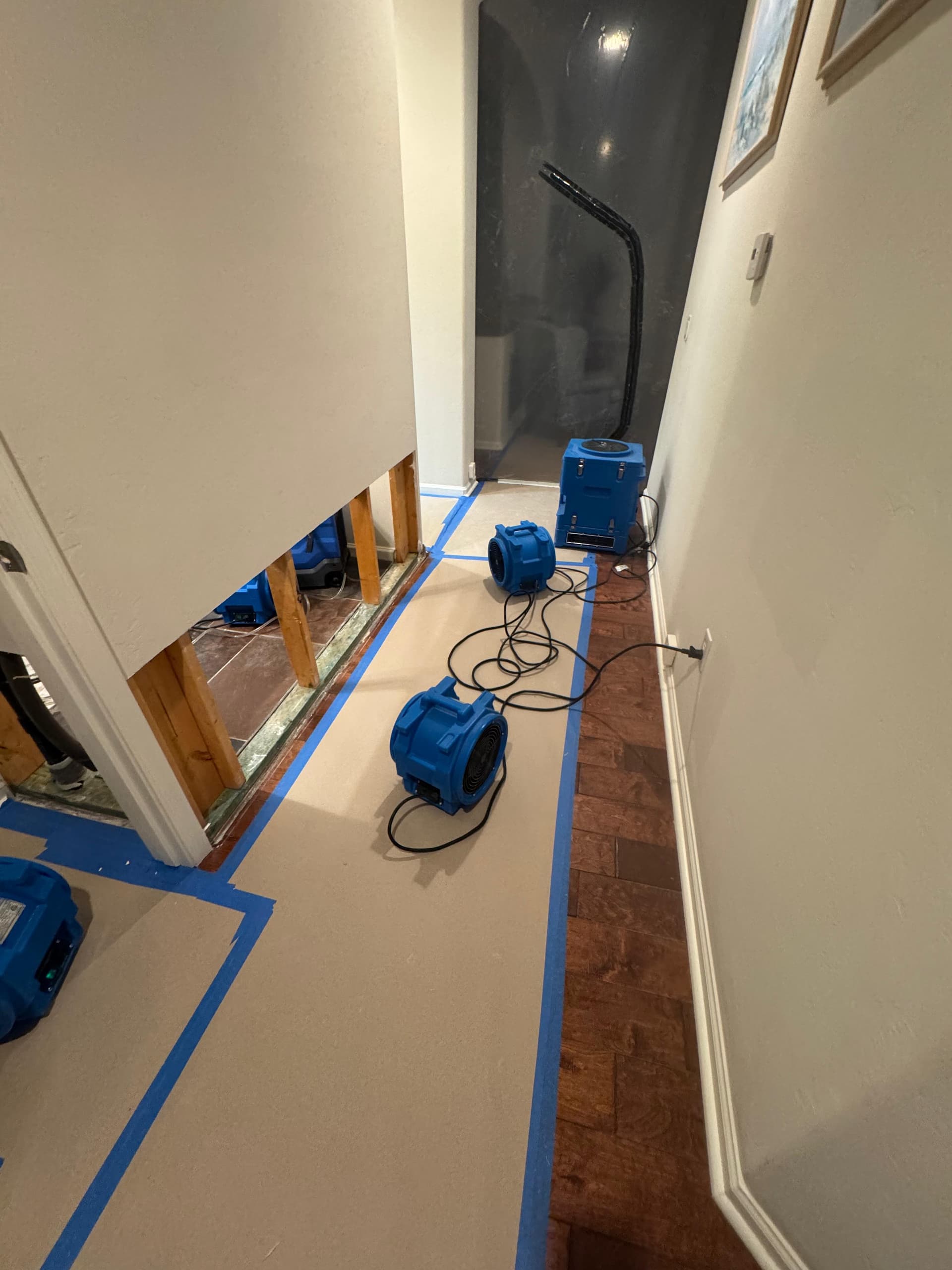 Gallery photos for Water Restoration Quick Response at Residential Site: Image #3